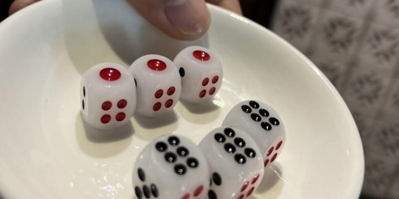 Luật Chơi Tài Xỉu Cơ Bản Hướng Dẫn Cược Dành Cho Tân Thủ - vaxor.fun
