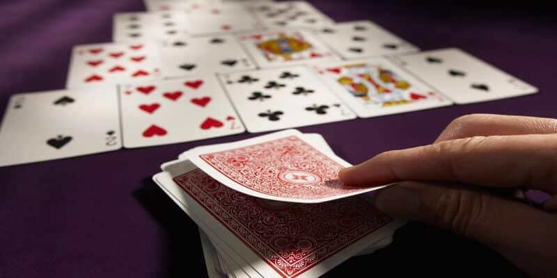 Bài Phỏm Là Gì? Cách Chơi Hiệu Quả Giúp Bạn Luôn Thắng - vaxor.fun